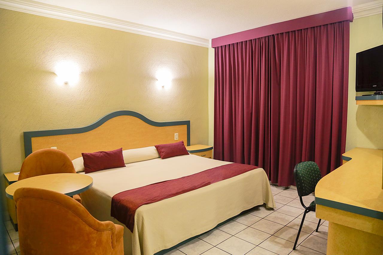Hotel Madrid Minatitlán Exteriör bild